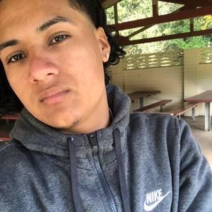 Meet your Posher, Luis